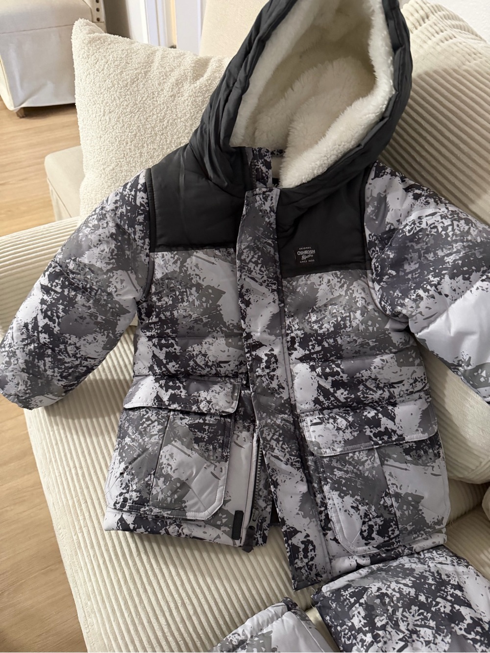 OshKosh B'gosh Gray & Black Camouflage Snow Bib Pants